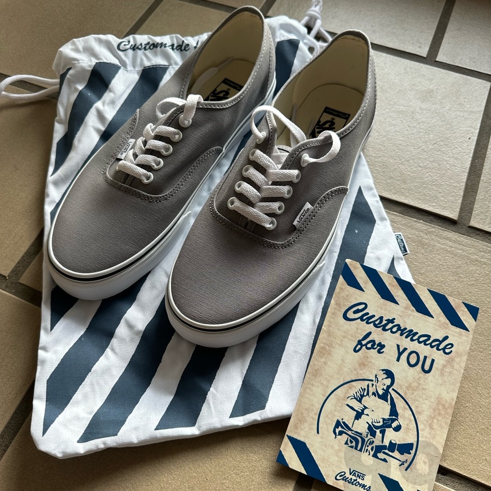 NWOT Vans Authentic Customs Frost Gray Size 10.5 US